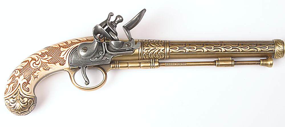 foto k�esadlov� pistole